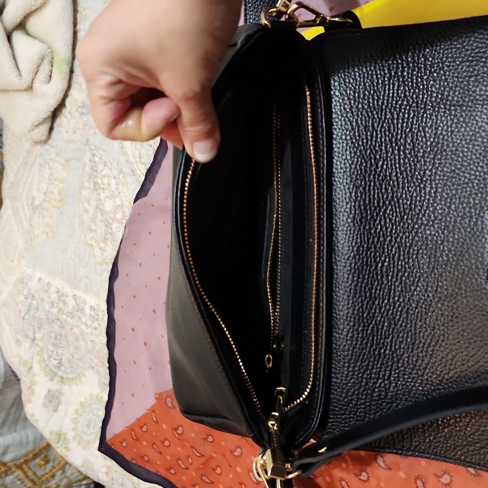 Purse - Picture 4 of 4